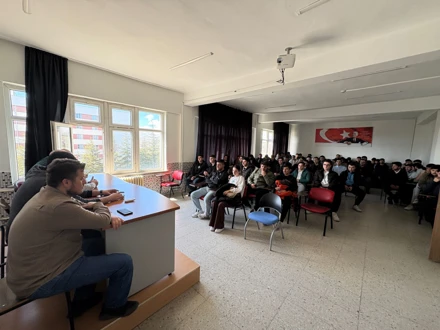 Yüksekokul Yönetimi Öğrencilerle Buluştu